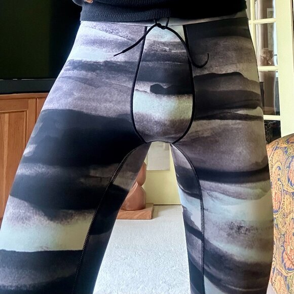 Brand New w/Tags ADIDAS All-Over Print MEN'S Yoga COMPRESSION PANTS Size M - Picture 6 of 13